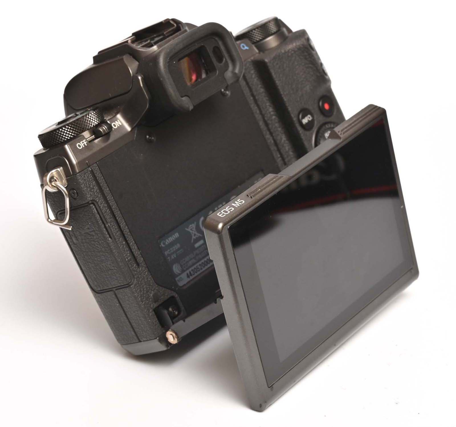 Canon EOS M5