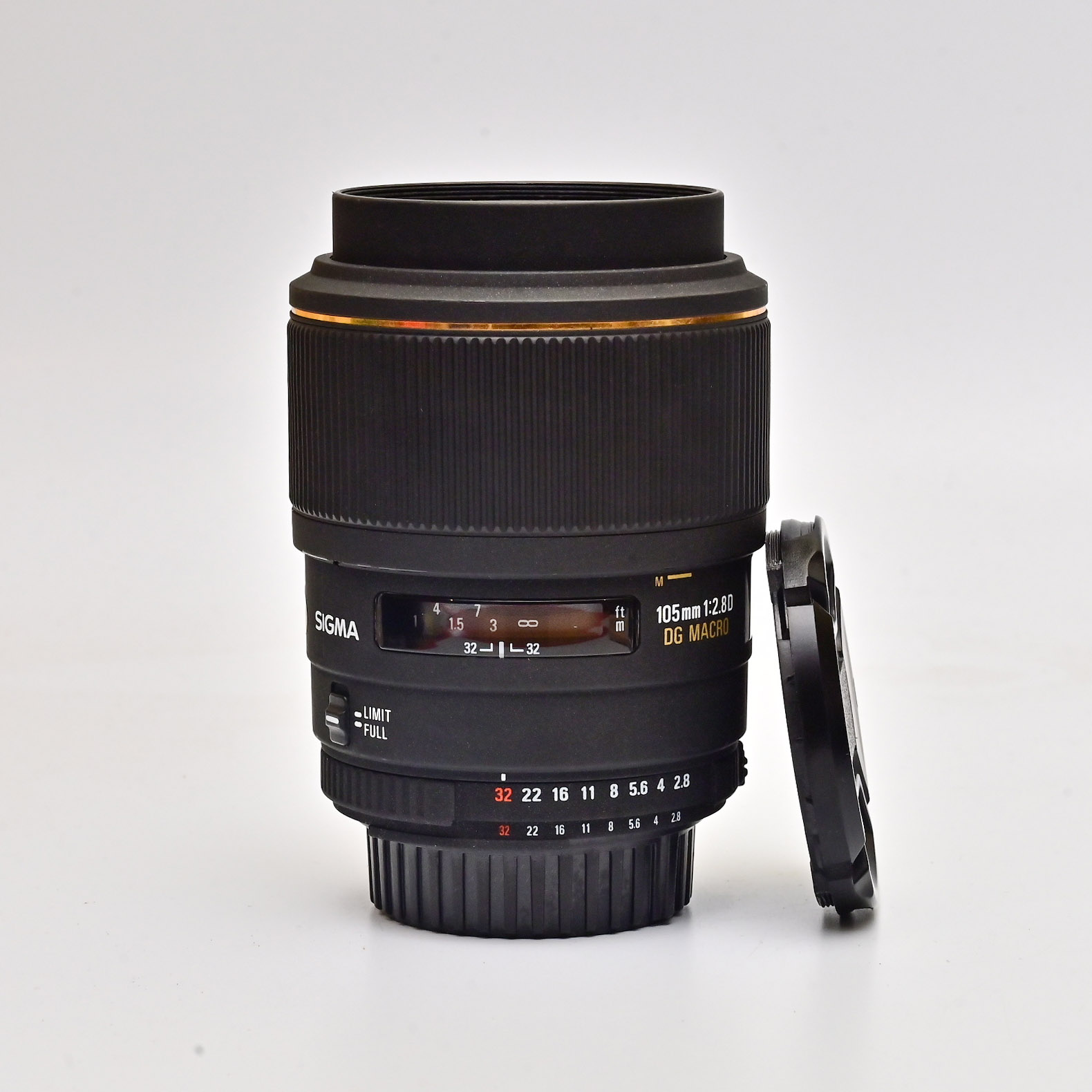 Sigma 105mm DG Macro