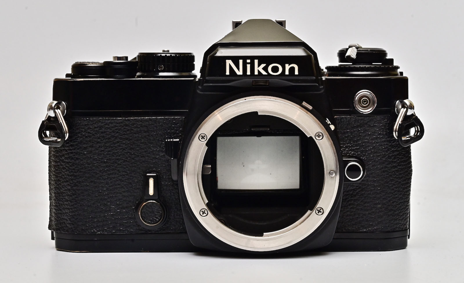 Nikon FE