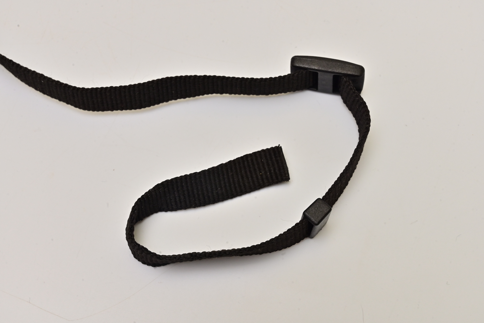 Fit the strap from the outside