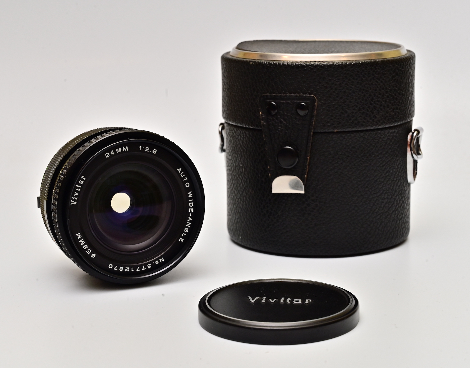 Vivitar 28mm f/2.8 Auto Wide-Angle